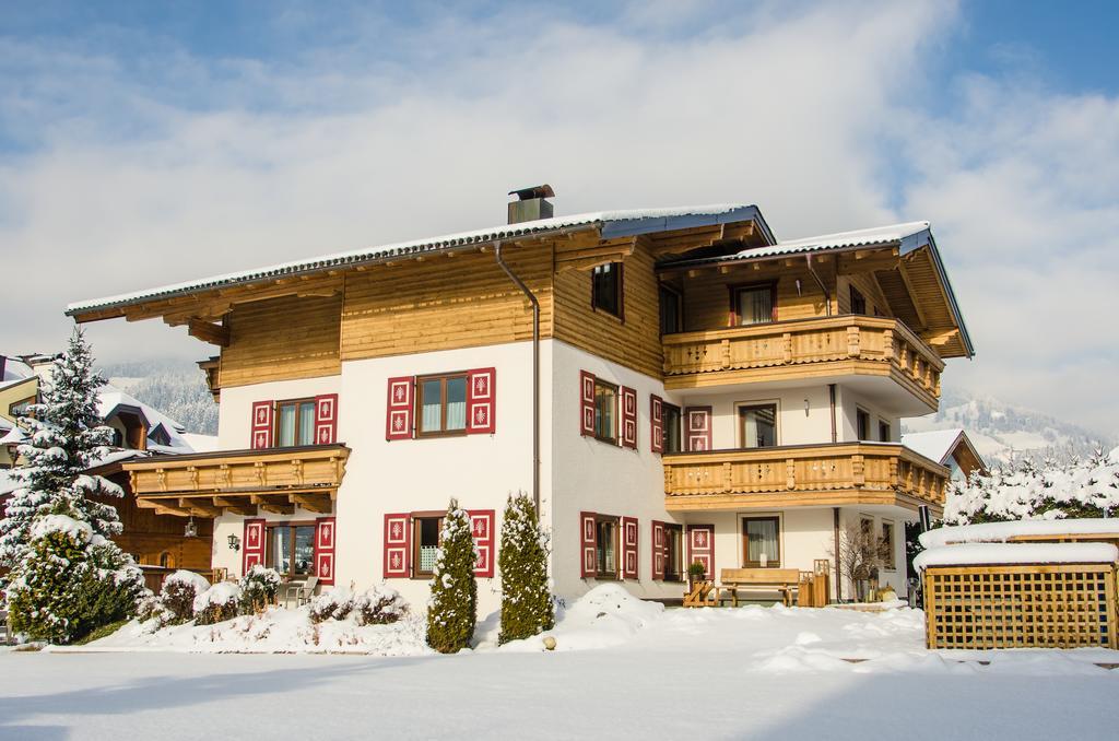 Ferienhaus Hoellwart Санкт-Йоганн-ім-Понгау Екстер'єр фото